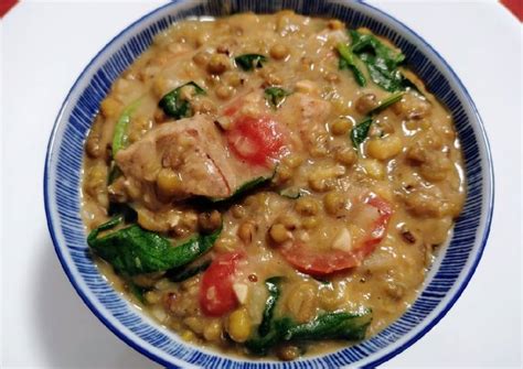  Mung Bean Stew! A Flavorful Symphony of Creamy Textures and Smoky Savory Notes