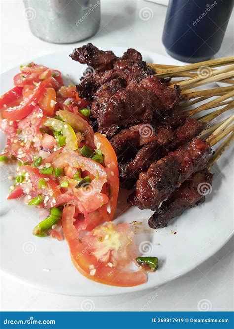  Sate Maranggi: Một Món Ăn Nướng Hấp Dẫn Cùng Vị Ngọt Lịm Đậm đà!